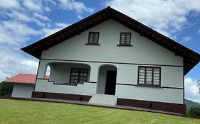 Casa Colonial Em Rio Dos Cedros
